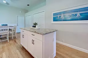 311 Lansbrook Dr, Venice, FL 34292 - Photo 21
