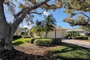 311 Lansbrook Dr, Venice, FL 34292 - Photo 1