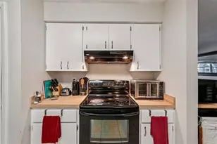 651 Porpoise Rd, Venice, FL 34293 - Photo 13