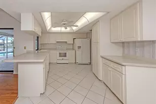 1606 Vikki Ct, Venice, FL 34293 - Photo 11