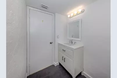 618 Bird Bay Drive S #216, Venice, FL 34285 - Photo 23