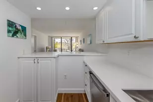 618 Bird Bay Dr S, Venice, FL 34285 - Photo 21