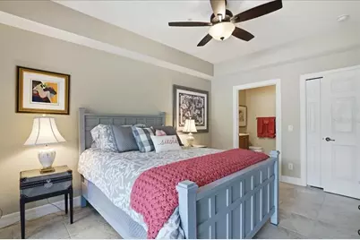 702 Granada Avenue #7, Venice, FL 34285 - Photo 21