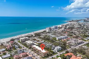 702 Granada Ave, Venice, FL 34285 - Photo 5