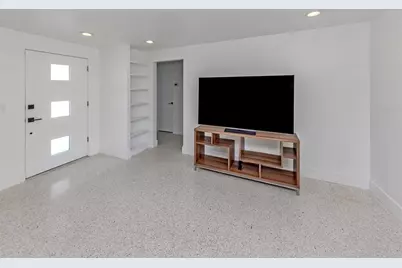 107 Sorrento Drive, Osprey, FL 34229 - Photo 3