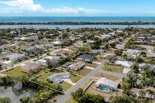 107 Sorrento Dr, Osprey, FL 34229 - Photo 27