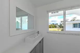 107 Sorrento Dr, Osprey, FL 34229 - Photo 17