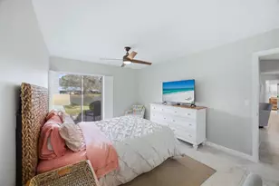 258 Southampton Ln, Venice, FL 34293 - Photo 19