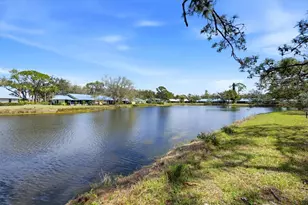 258 Southampton Ln, Venice, FL 34293 - Photo 29