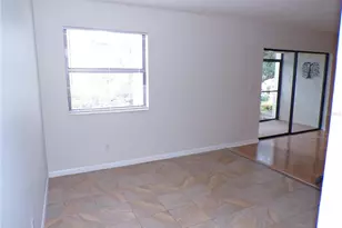 634 Bird Bay Dr E, Venice, FL 34285 - Photo 15