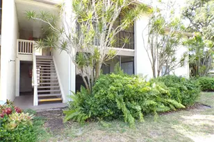 634 Bird Bay Dr E, Venice, FL 34285 - Photo 3