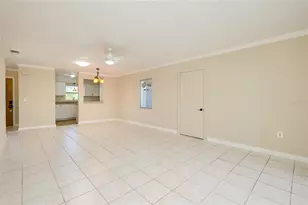 397 Circlewood Dr, Venice, FL 34293 - Photo 7