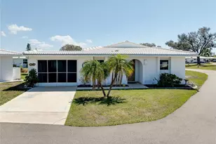 397 Circlewood Dr, Venice, FL 34293 - Photo 3