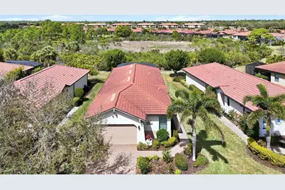 10533 Crooked Creek Drive, Venice, FL 34293 - Photo 3