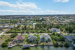 15609 Melport Cir, Port Charlotte, FL 33981 - Photo 3