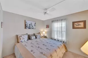 214 Palm Air Dr, Osprey, FL 34229 - Photo 15