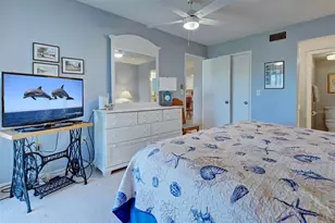 408 Cerromar Cir S, Venice, FL 34293 - Photo 31