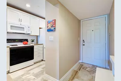 408 Cerromar Circle S #233, Venice, FL 34293 - Photo 7