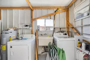 210 Roma Rd, Venice, FL 34285 - Photo 17