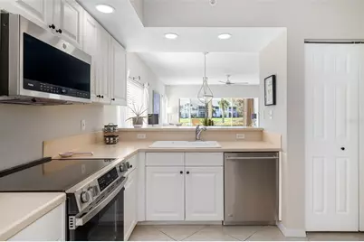 410 Laurel Lake Drive #101, Venice, FL 34292 - Photo 13