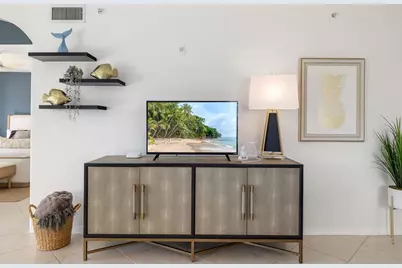 410 Laurel Lake Drive #101, Venice, FL 34292 - Photo 9