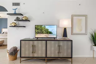 410 Laurel Lake Dr, Venice, FL 34292 - Photo 9