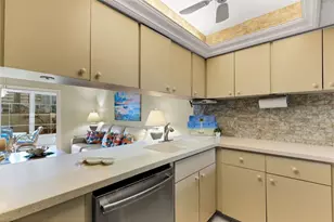 744 Cadiz Rd, Venice, FL 34285 - Photo 9