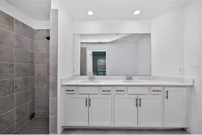 12520 Galapagos Court #105, Venice, FL 34293 - Photo 27