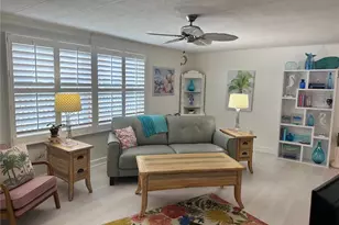 560 Oriental Poppy Dr, Venice, FL 34293 - Photo 5