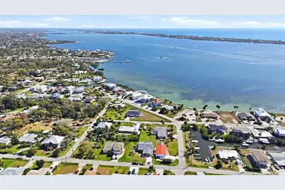 905 Chapin Boulevard, Englewood, FL 34223 - Photo 59