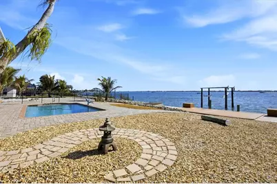 905 Chapin Boulevard, Englewood, FL 34223 - Photo 47