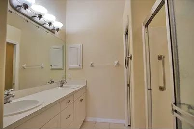 150 L Pavia Boulevard #32, Venice, FL 34292 - Photo 19