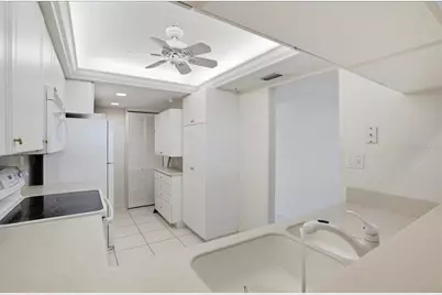 840 The Esplanade N #206, Venice, FL 34285 - Photo 7