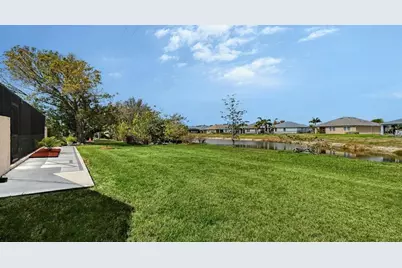 1354 Roosevelt Drive, Venice, FL 34293 - Photo 37