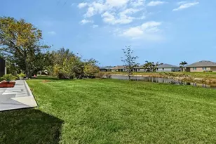 1354 Roosevelt Dr, Venice, FL 34293 - Photo 37