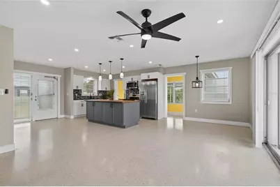 21227 Gladis Avenue, Port Charlotte, FL 33952 - Photo 9