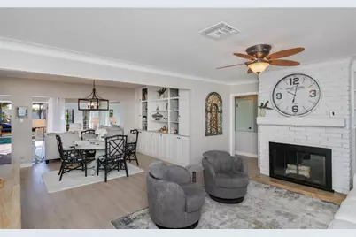 809 Nokomis Avenue S, Venice, FL 34285 - Photo 5