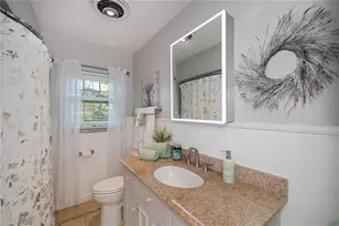 809 Nokomis Ave S, Venice, FL 34285 - Photo 39