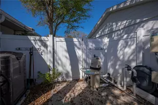 809 Nokomis Ave S, Venice, FL 34285 - Photo 59
