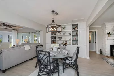 809 Nokomis Avenue S, Venice, FL 34285 - Photo 13