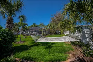 809 Nokomis Ave S, Venice, FL 34285 - Photo 51