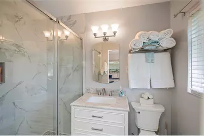 809 Nokomis Avenue S, Venice, FL 34285 - Photo 35