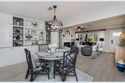 809 Nokomis Avenue S, Venice, FL 34285 - Photo 9