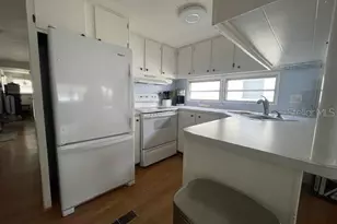 767 N Green Cir, Venice, FL 34285 - Photo 7