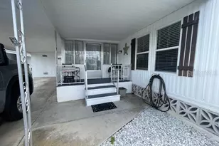 767 N Green Cir, Venice, FL 34285 - Photo 9