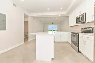 12320 Wellen Golf St, Venice, FL 34293 - Photo 11