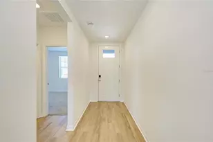 261 Lazy Shr Dr, Nokomis, FL 34275 - Photo 3