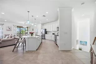 10039 Crooked Crk Dr, Venice, FL 34293 - Photo 3