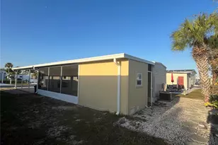 712 Locarno Dr, Venice, FL 34285 - Photo 5