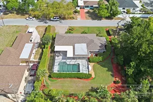 2068 Sunnyside Ln, Sarasota, FL 34239 - Photo 61